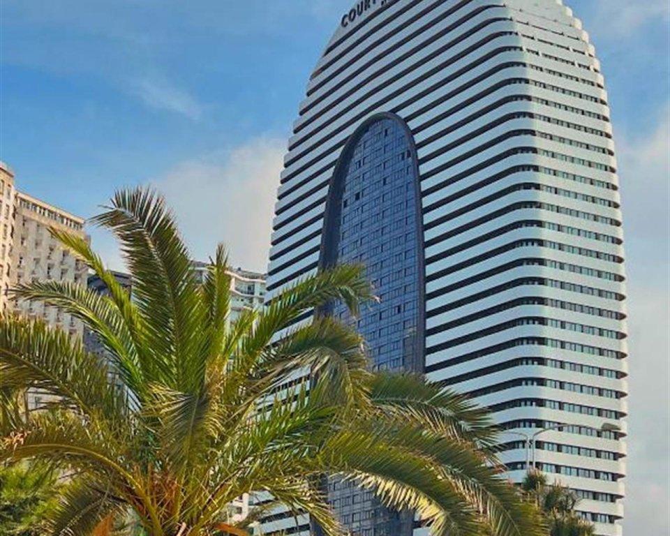 Alliance Palace Batumi Exterior foto The hotel in 2018