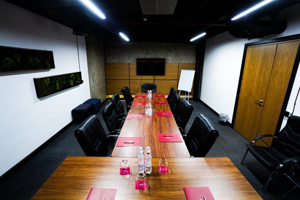 Alliance Palace Batumi Exterior foto Boardroom